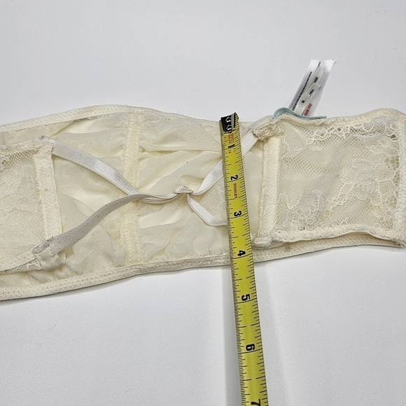 NWOT Kimchi Blue Bandeau size medium - Picture 5 of 9